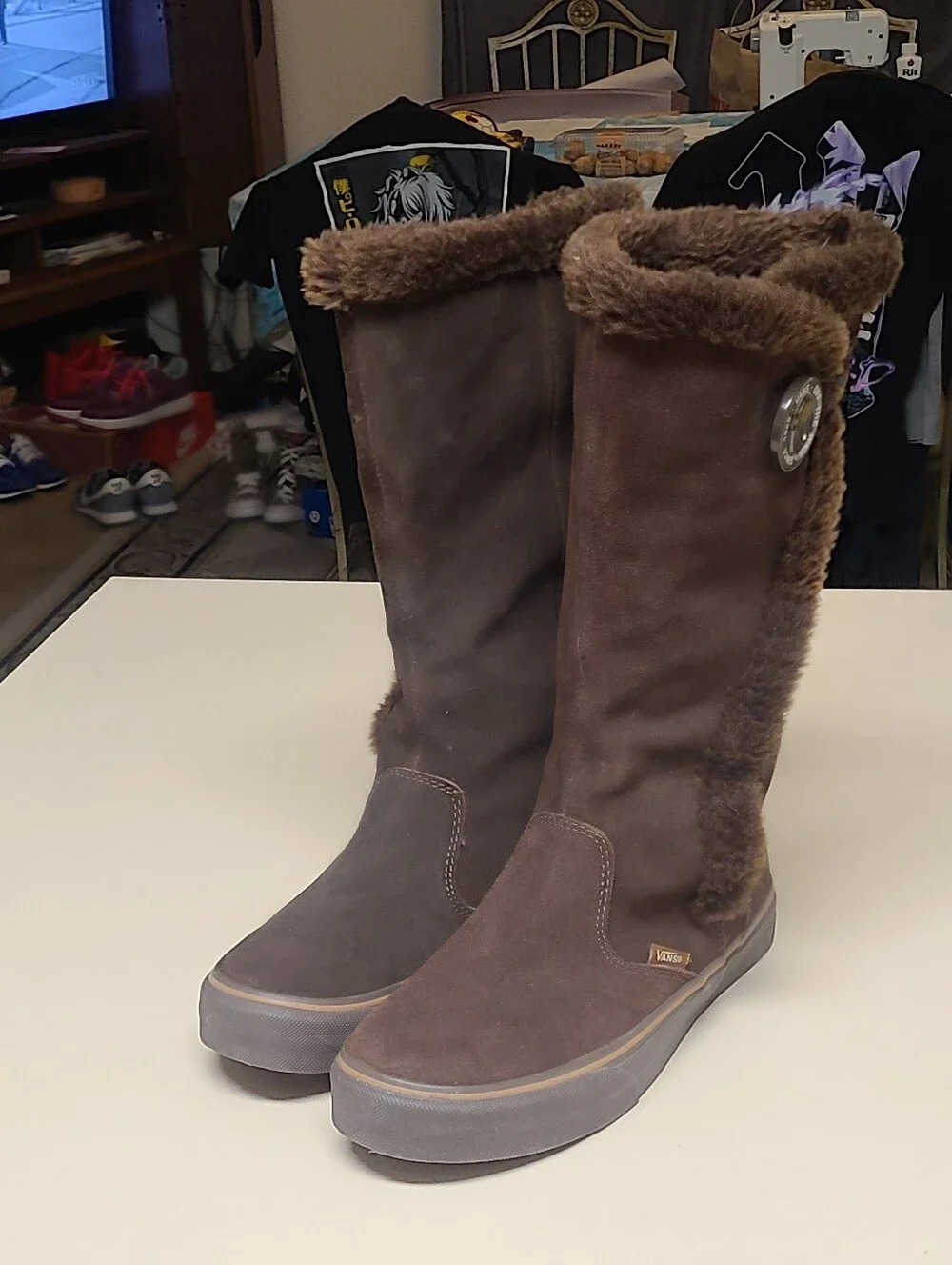 Vans Phoebe suede and faux fur trimmed casual sneaker boots size 8.5